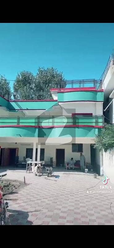 جناح آباد ایبٹ آباد میں 7 کمروں کا 1 کنال مکان 5.25 کروڑ میں برائے فروخت۔