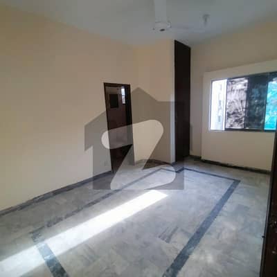 Apartment In Saba Commercial Phase 5 For Sale