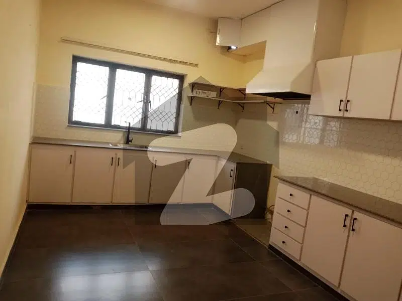 2 Kanal 3 Bed Upper Portion For Rent In Dha Phase 3 Fully Renovated