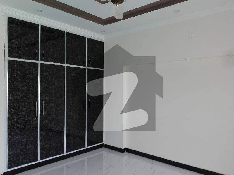 In Wapda Town Phase 1 - Block F1 House Sized 5 Marla For rent