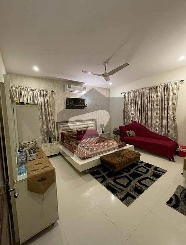 ڈی ایچ اے فیز 4 ڈی ایچ اے ڈیفینس,کراچی میں 5 کمروں کا 12 مرلہ مکان 10.25 کروڑ میں برائے فروخت۔