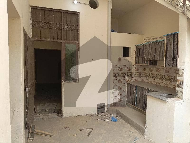 کاہنہ لاہور میں 3 کمروں کا 4 مرلہ مکان 60.0 لاکھ میں برائے فروخت۔
