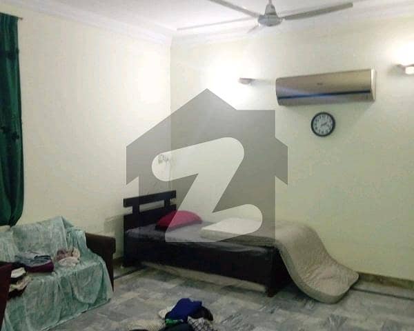1 Kanal House available for sale in Revenue Society - Block B, Lahore