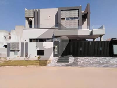 10 Marla Modern House For Sale At Top Location
