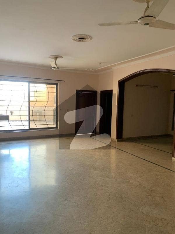 Upper Portion Of 1 Kanal Is Available For Rent In Gulraiz Housing Society Phase 3