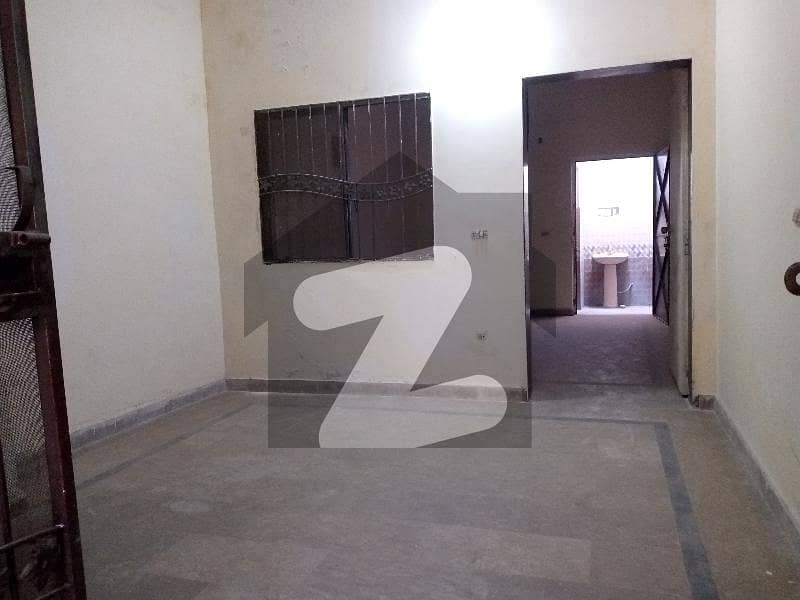 والٹن روڈ لاہور میں 2 کمروں کا 2 مرلہ مکان 55.0 لاکھ میں برائے فروخت۔