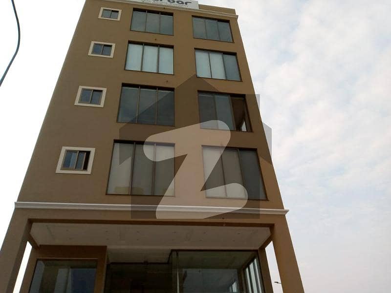 4TH FLOOR OF 08 MARLA COMMERCIAL BUILDING FOR RENT IN DHA PHASE 8 COMMERCIAL BROADWAY