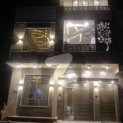Brand New Lease Lavish Luxurious House, 120 Sq. Yards, Ground +1, West Open Adjacent To Park And Masjid On 40 Feet Wide Road.