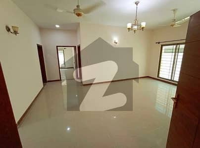 Urgent For Sale 427 Yards Near Park And Mosque Brigadier House At Ideal Location