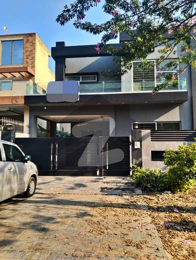 8 Marla Modern Owner Build Bungalow For Sale In Phase 9 Town