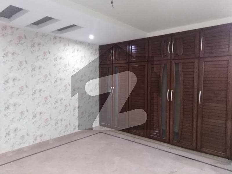 Spacious 2 Kanal Lower Portion Available For rent In Model Town - Block G