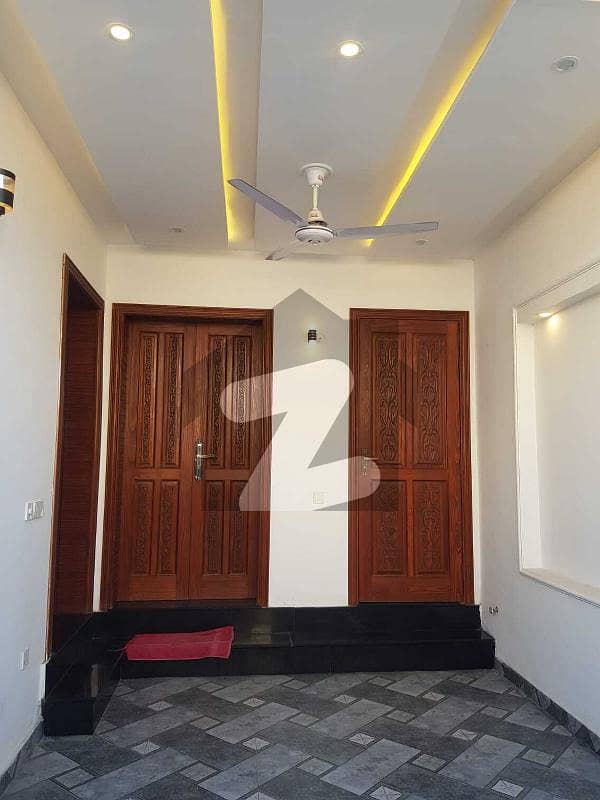 پارک ویو سٹی - ٹوپاز ایکسٹینشن بلاک پارک ویو سٹی,لاہور میں 4 کمروں کا 5 مرلہ مکان 1.9 کروڑ میں برائے فروخت۔