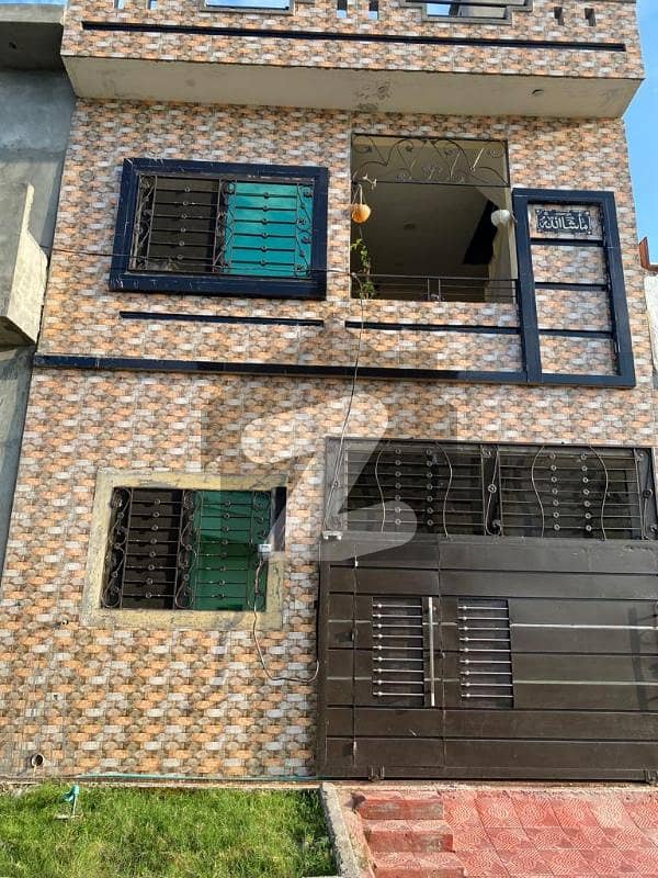 3 Marla Double Storey House Available For Sale In 
Royal City