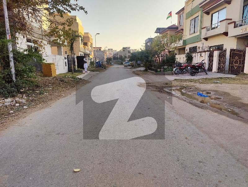 Most Beautiful Level & Pair Plot Ideal For Builders For Sale Bahria