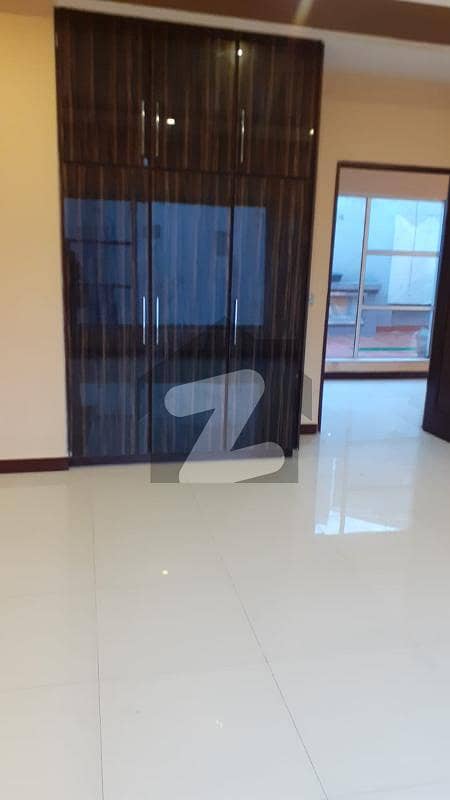 01 KANAL BRAND NEW HOUSE FOR RENT IN DHA PHASE 7