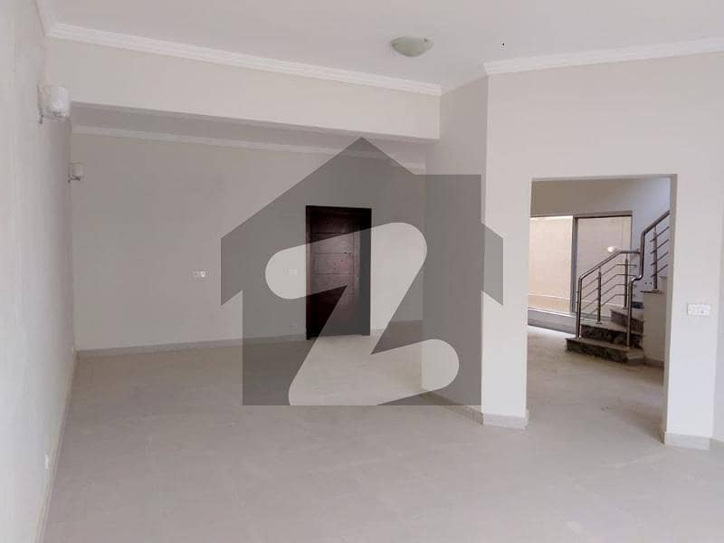 200 Square Yards House For Sale In Bahria Town - Precinct 10-A Karachi
