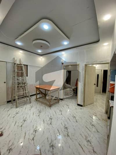 گلستانِِ جوہر ۔ بلاک 13 گلستانِ جوہر,کراچی میں 3 کمروں کا 6 مرلہ فلیٹ 1.8 کروڑ میں برائے فروخت۔