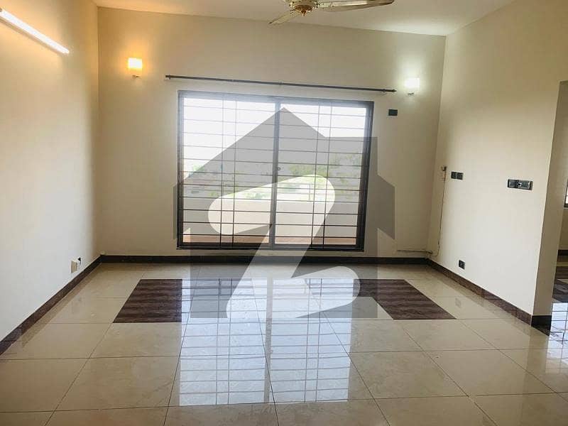 4 Beds Apartment For Rent In Askari Tower 1, DHA Phase 2, Islamabad on (Urgent Basis)