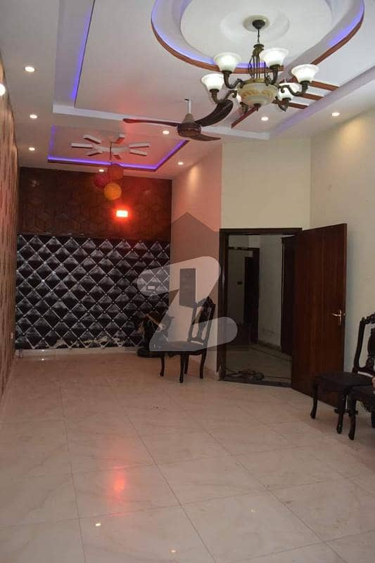 8 MARLA 4 BEDS DOUBLE UNIT HOUSE IN JOHAR TOWN