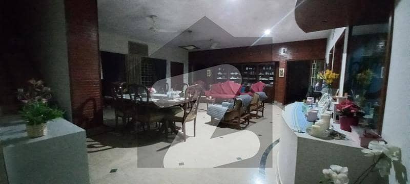 مسکان چورنگی کراچی میں 3 کمروں کا 6 مرلہ فلیٹ 55.0 ہزار میں کرایہ پر دستیاب ہے۔