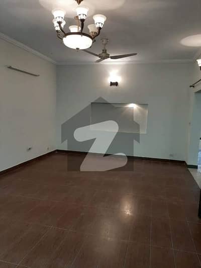 4 Bad Room House For Rent