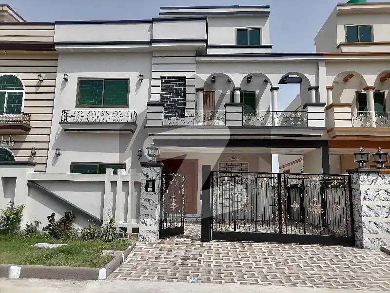 Get This Amazing 10 Marla House Available In Citi Housing Society - Block A Extension