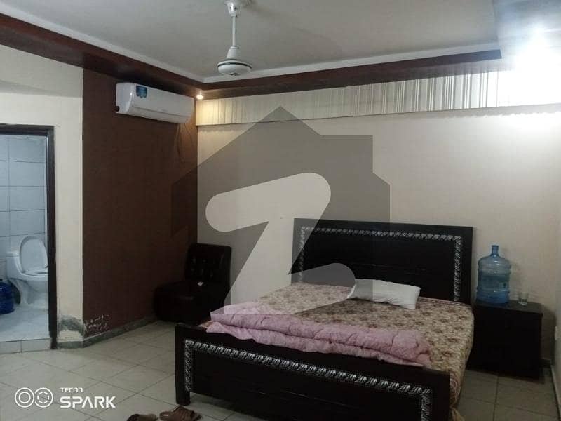 Safari Villas1 Bahria Town Phase 1 ,3 Bed fully Furnished Flat for Sale