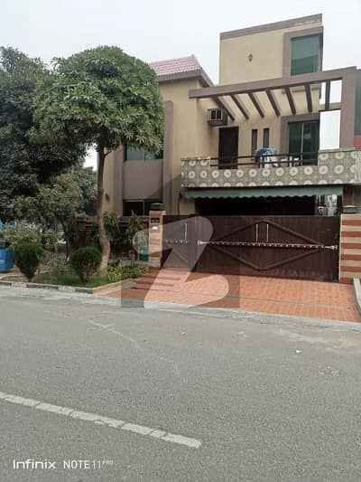 8 Marla Double Storey New House Available For Sale In Umer Block Hot Location