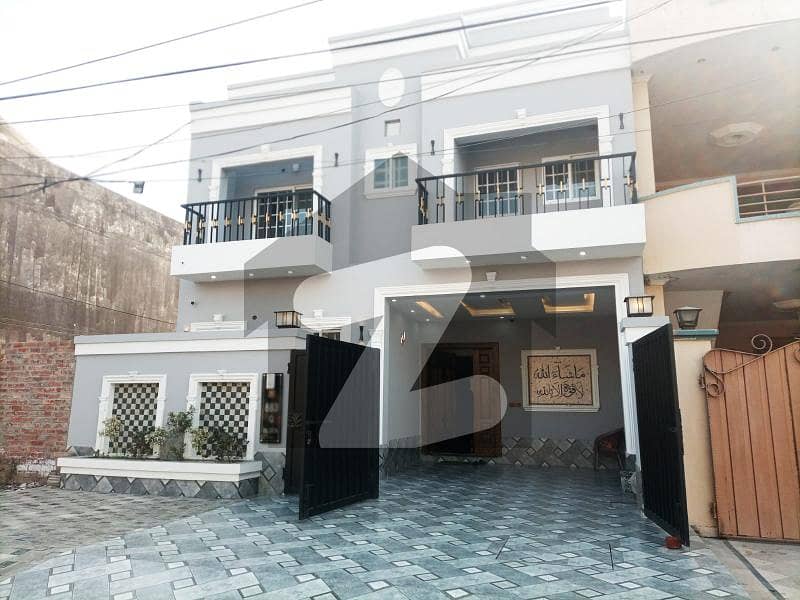 7 Marla Brand New Luxury House On 65 Ft Road For SALE In Johar Town