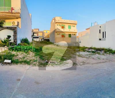 7 Marla Develop Possession Plot Available For Sale In Street 202