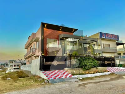 Modern Luxury Triple Story House For Sale In G-14/4