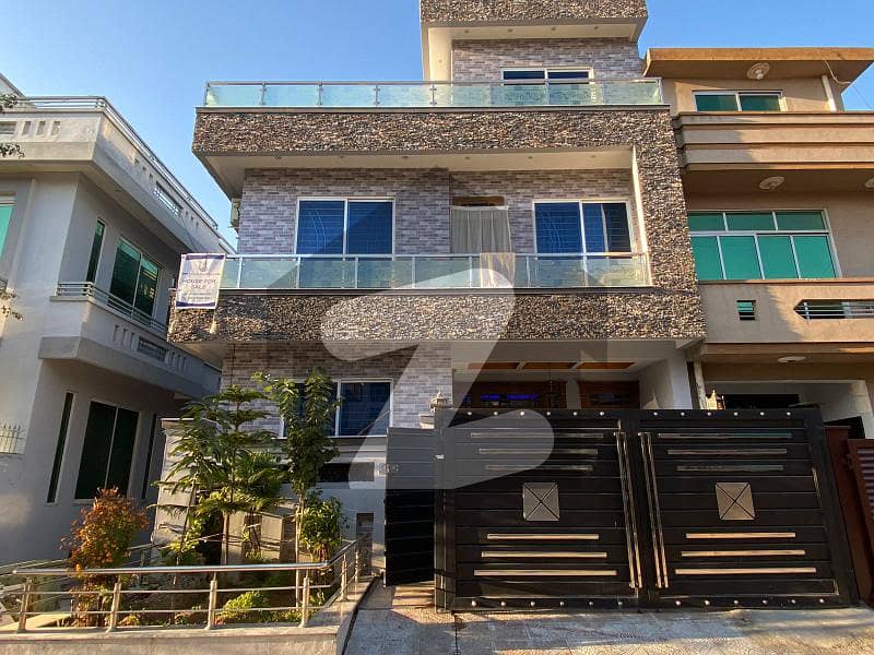 Triple Story House For S6 at G-13/1, Street 94 Demand 380 Lac Street Corner