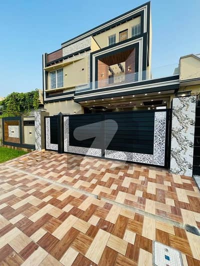 10 Marla Branded Double Storey House For Sale In Central Park Housing