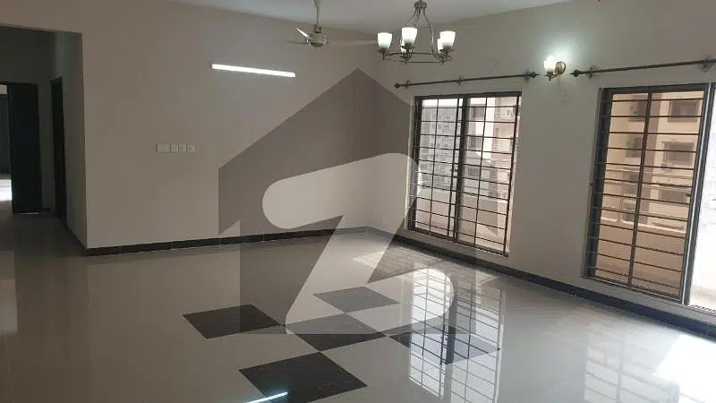 Flat Of 2600 Square Feet In Askari 5 - Sector F For Sale