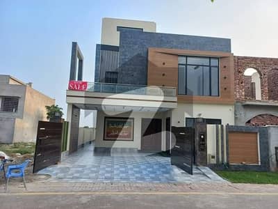 10 Marla House For Sale Available In Wapda Town Phase 1 Lahore