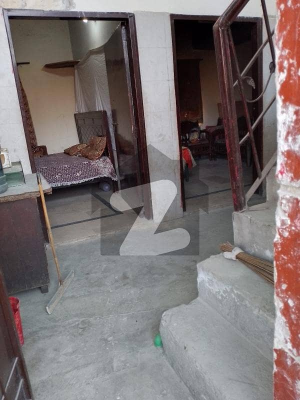 530 Square Feet Flat Available For Rent In Model Town Block Q