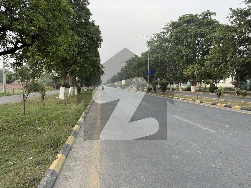 نیسپاک سکیم فیز 1 کالج روڈ,لاہور میں 11 مرلہ رہائشی پلاٹ 1.65 کروڑ میں برائے فروخت۔