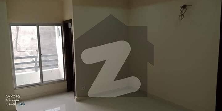 One Bed Ready Flat For Sale In Gulberg Green Islamabad
