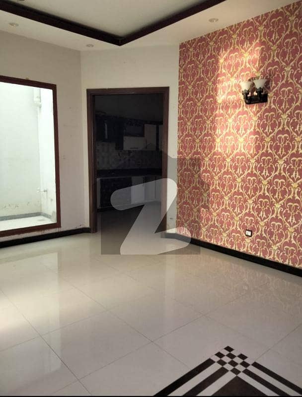 ڈی ایچ اے فیز 7 ایکسٹینشن ڈی ایچ اے ڈیفینس,کراچی میں 2 کمروں کا 8 مرلہ زیریں پورشن 80.0 ہزار میں کرایہ پر دستیاب ہے۔
