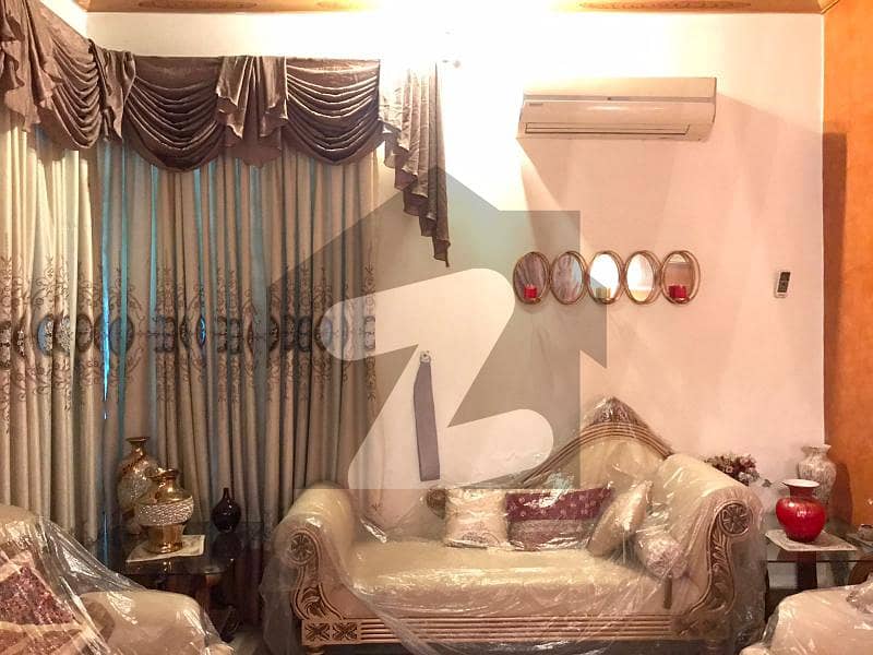 جوہر ٹاؤن فیز 2 - بلاک جے جوہر ٹاؤن فیز 2,جوہر ٹاؤن,لاہور میں 5 کمروں کا 5 مرلہ مکان 2.35 کروڑ میں برائے فروخت۔