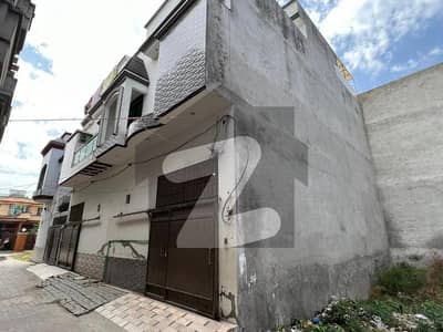 بُٹر سیالکوٹ میں 3 کمروں کا 3 مرلہ مکان 1.0 کروڑ میں برائے فروخت۔