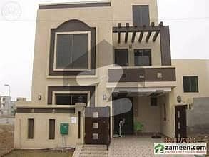 5 Marla like new house for rent in BB Block Bahria town Lahore