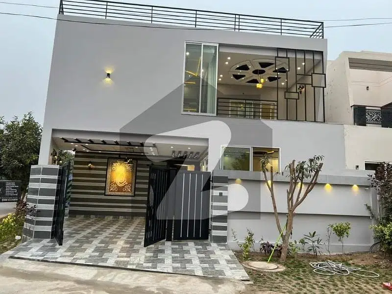 7.5 Marla Brand New Fully Modern CORNER House Available For Sale On A Prime Location In Buch Executive Villas Multan.