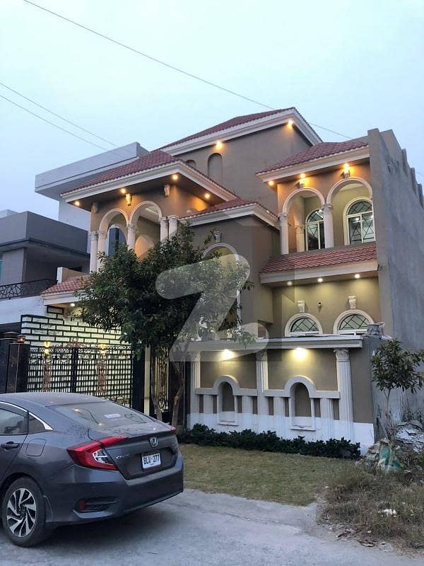 9 Marla Double Storey Lavish House For Sale In Riaz Ul Jannah Deawoo Road Faisalabad