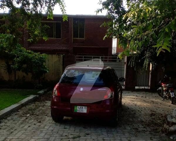 Prime Location 20 Marla House For Sale In Cantt