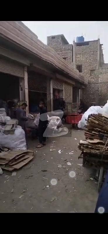 حشت نگری پشاور میں 1 کنال دکان 24.5 کروڑ میں برائے فروخت۔