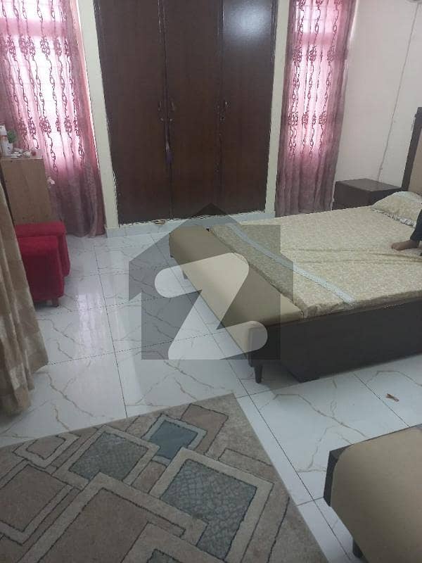Fully Tiled 3 Bedroom Apartment Available In Askari 7