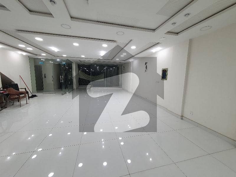8 Marla Commercial Ground Floor Hall For Rent With Basement