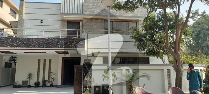 Corner 22 Marla House For Sale In Bahria Town