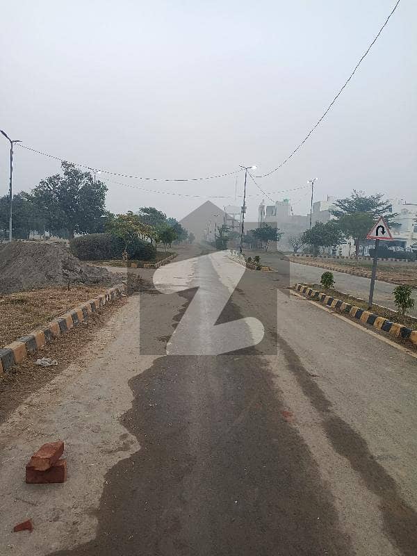 HOT LOCATION READY FOR CONSTRUCTION PLOT FOR SALE HOT LOCATION READY FOR CONSTRUCTION PLOT FOR SALE